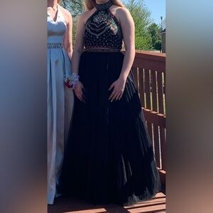 SHERRI Hill Black Red Floral Embroidered Two Piece Tulle Skirt Prom Dress